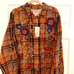 Beautiful Johnny Was top. Never worn